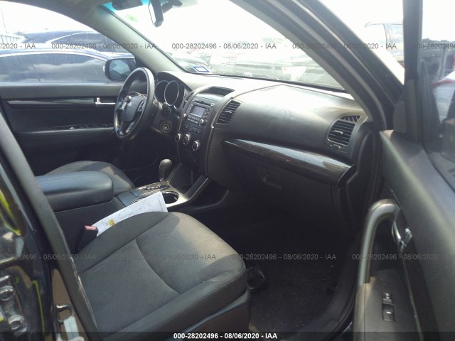 Photo 4 VIN: 5XYKT3A62CG255932 - KIA SORENTO 