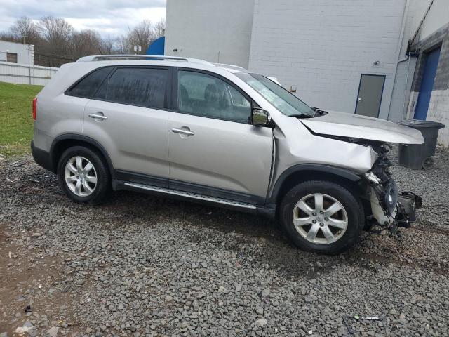 Photo 3 VIN: 5XYKT3A62CG304269 - KIA SORENTO 