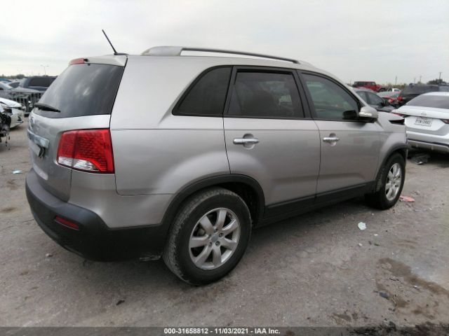 Photo 3 VIN: 5XYKT3A62DG326208 - KIA SORENTO 