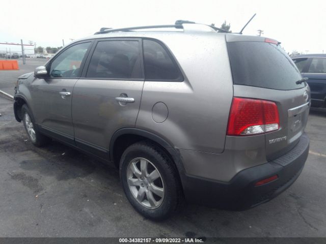 Photo 2 VIN: 5XYKT3A62DG340884 - KIA SORENTO 