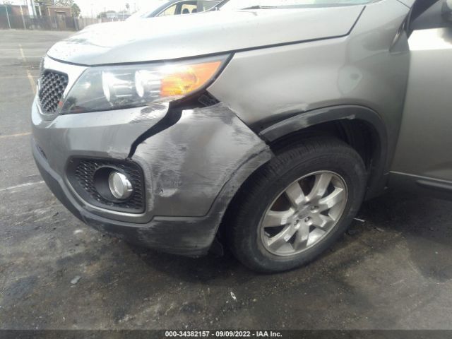 Photo 5 VIN: 5XYKT3A62DG340884 - KIA SORENTO 