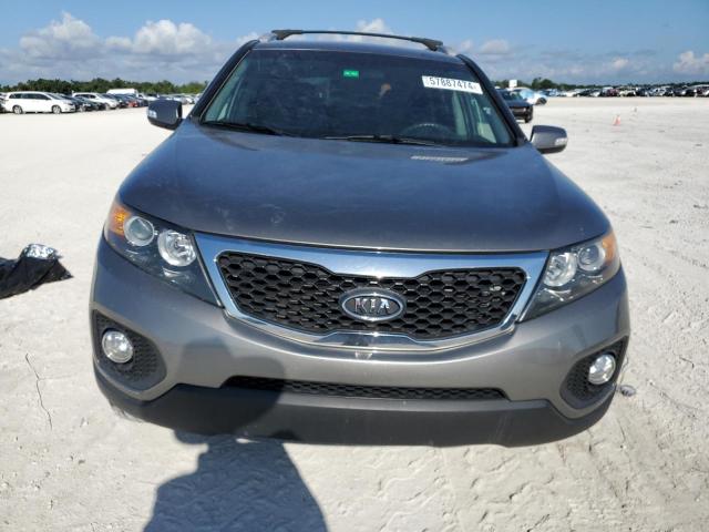 Photo 4 VIN: 5XYKT3A62DG406589 - KIA SORENTO 