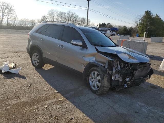 Photo 3 VIN: 5XYKT3A62DG409427 - KIA SORENTO LX 