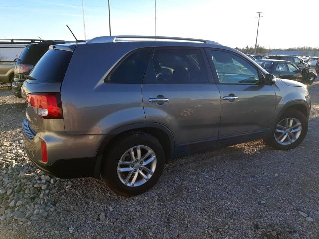 Photo 2 VIN: 5XYKT3A62FG551828 - KIA SORENTO 