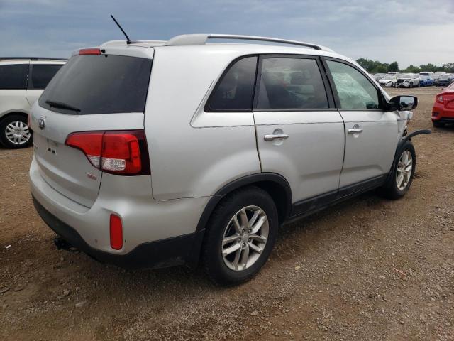 Photo 2 VIN: 5XYKT3A62FG586644 - KIA SORENTO LX 