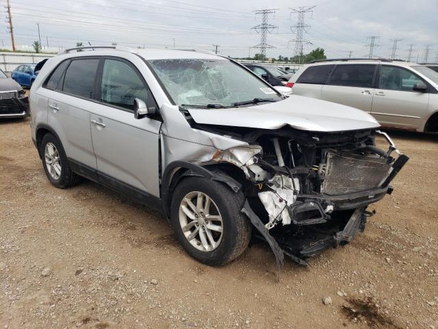 Photo 3 VIN: 5XYKT3A62FG586644 - KIA SORENTO LX 