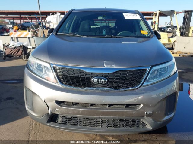 Photo 5 VIN: 5XYKT3A62FG629573 - KIA SORENTO 