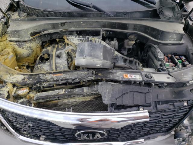 Photo 6 VIN: 5XYKT3A62FG630951 - KIA SORENTO LX 