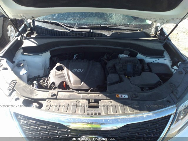 Photo 9 VIN: 5XYKT3A62FG656174 - KIA SORENTO 