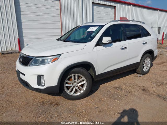 Photo 1 VIN: 5XYKT3A62FG656174 - KIA SORENTO 