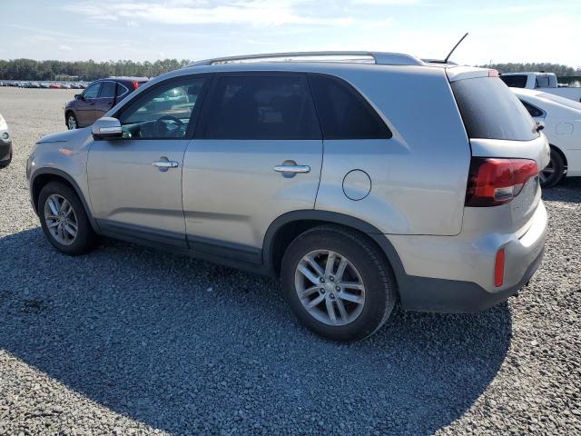 Photo 1 VIN: 5XYKT3A62FG662332 - KIA SORENTO LX 