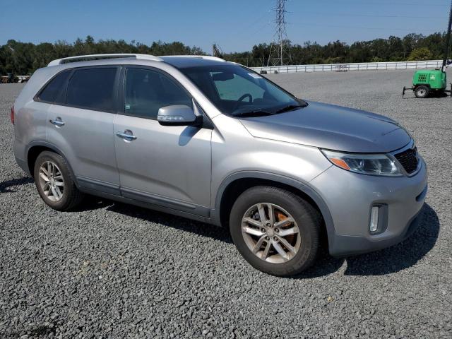 Photo 3 VIN: 5XYKT3A62FG662332 - KIA SORENTO LX 