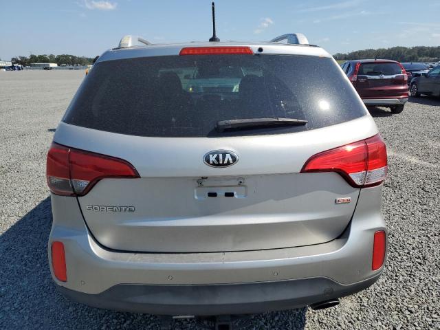 Photo 5 VIN: 5XYKT3A62FG662332 - KIA SORENTO LX 