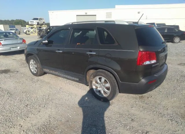 Photo 2 VIN: 5XYKT3A63CG306449 - KIA SORENTO 