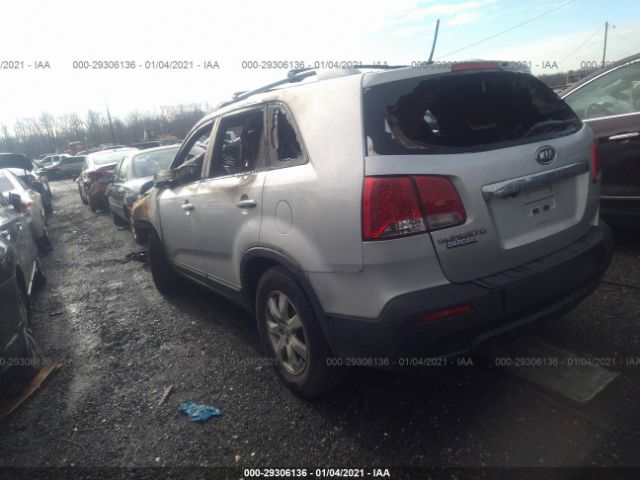 Photo 2 VIN: 5XYKT3A63DG347018 - KIA SORENTO 