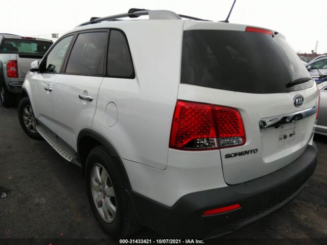 Photo 2 VIN: 5XYKT3A63DG350680 - KIA SORENTO 