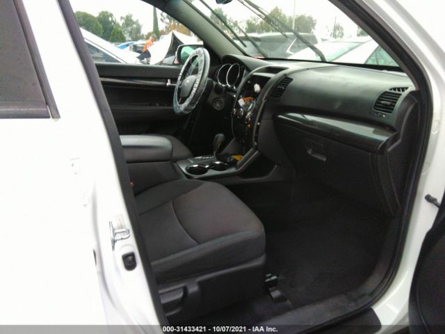 Photo 4 VIN: 5XYKT3A63DG350680 - KIA SORENTO 