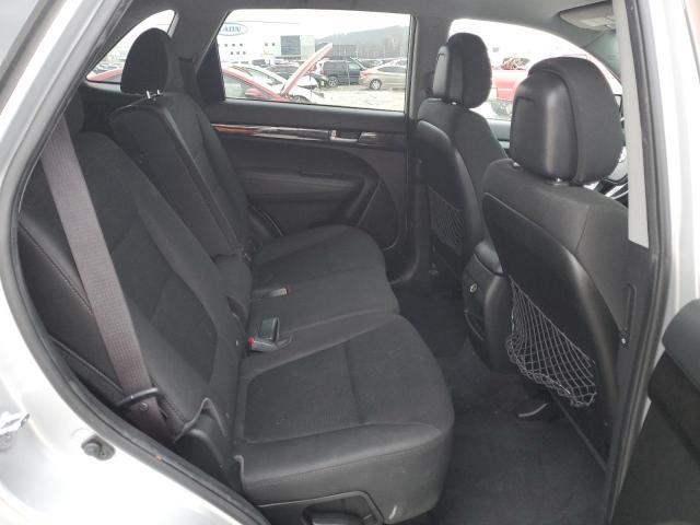 Photo 10 VIN: 5XYKT3A63EG428117 - KIA SORENTO LX 