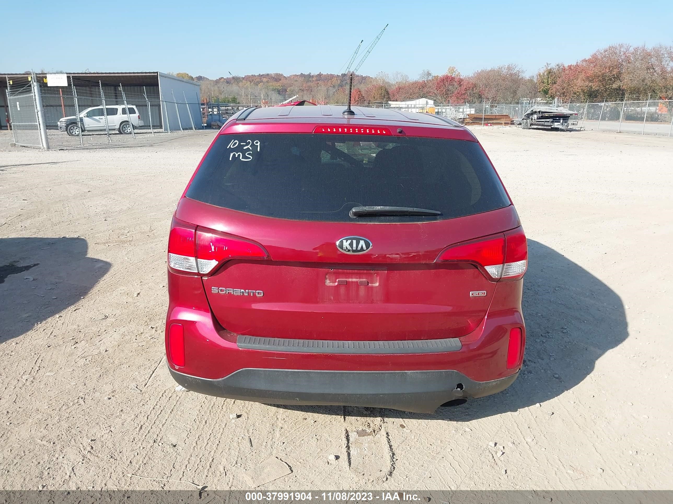 Photo 16 VIN: 5XYKT3A63EG516133 - KIA SORENTO 