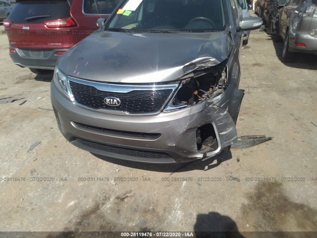 Photo 5 VIN: 5XYKT3A63EG538875 - KIA SORENTO 