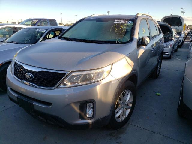 Photo 1 VIN: 5XYKT3A63FG591867 - KIA SORENTO LX 