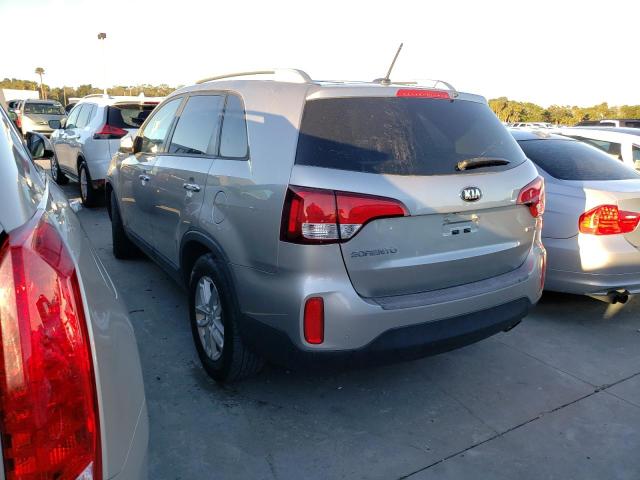 Photo 2 VIN: 5XYKT3A63FG591867 - KIA SORENTO LX 