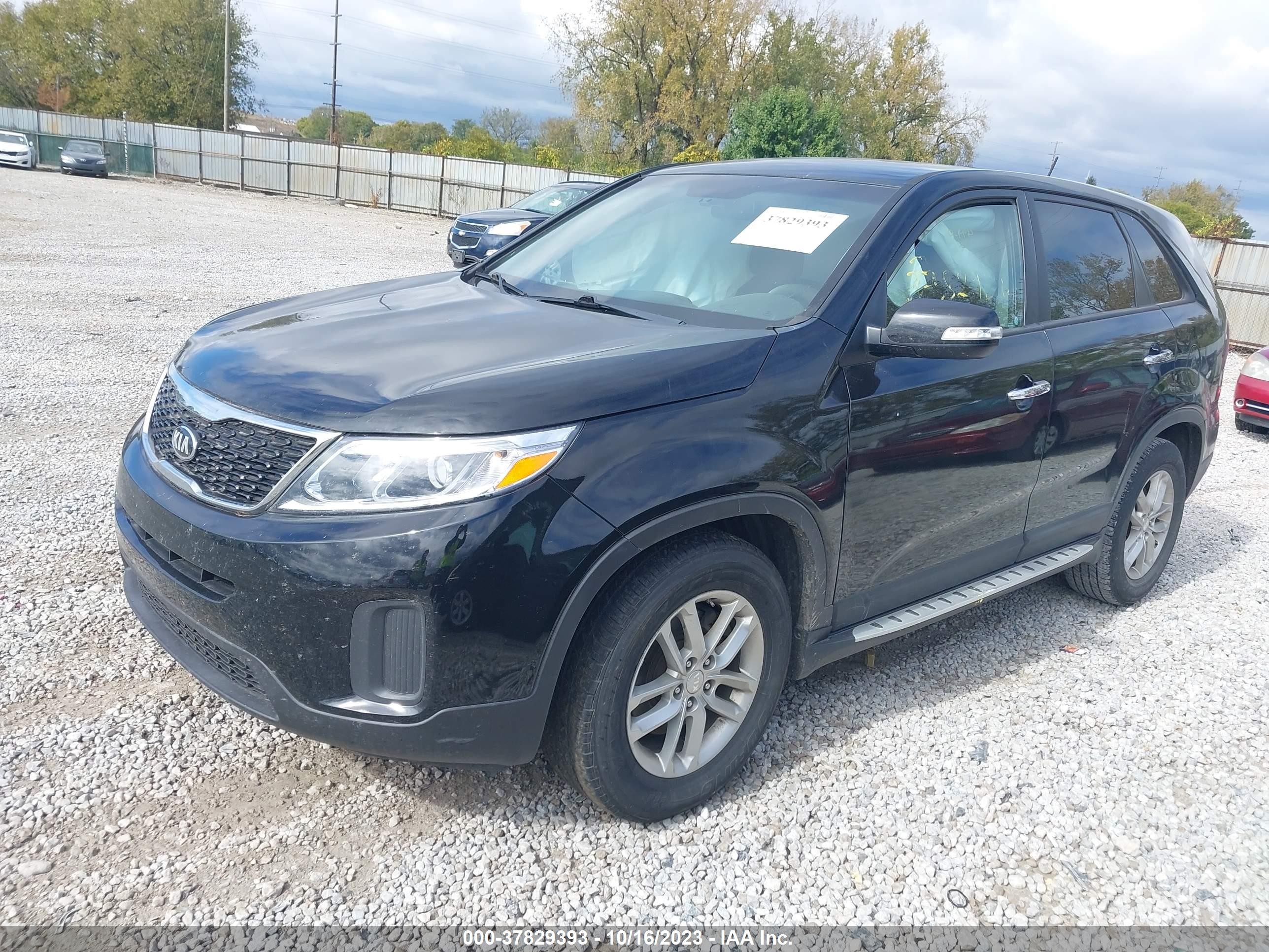 Photo 1 VIN: 5XYKT3A63FG592775 - KIA SORENTO 