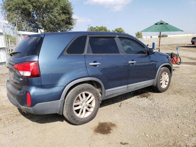 Photo 2 VIN: 5XYKT3A63FG604844 - KIA SORENTO LX 