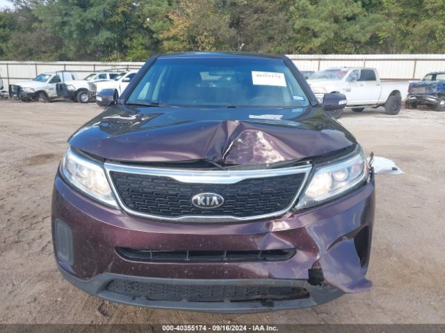 Photo 5 VIN: 5XYKT3A63FG613995 - KIA SORENTO 