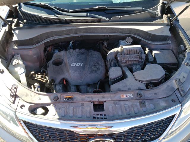 Photo 6 VIN: 5XYKT3A63FG623104 - KIA SORENTO LX 