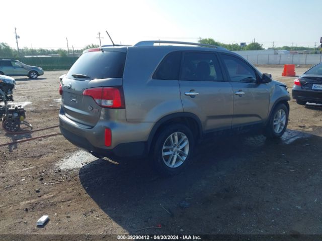 Photo 3 VIN: 5XYKT3A63FG646270 - KIA SORENTO 