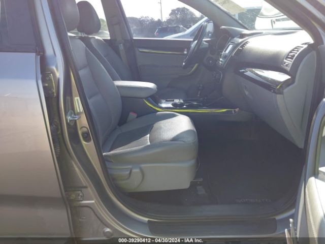 Photo 4 VIN: 5XYKT3A63FG646270 - KIA SORENTO 