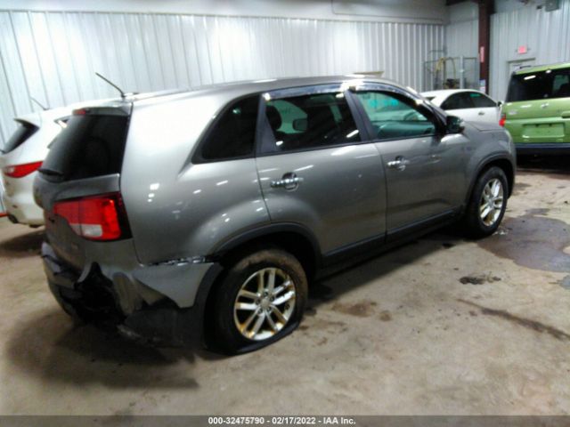 Photo 3 VIN: 5XYKT3A63FG652604 - KIA SORENTO 