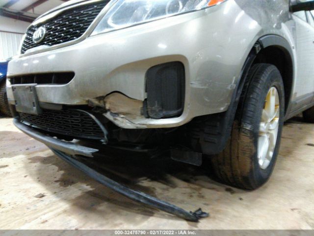 Photo 5 VIN: 5XYKT3A63FG652604 - KIA SORENTO 