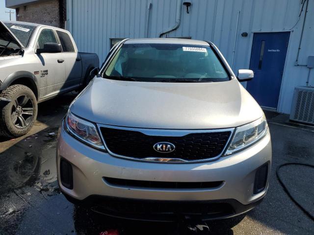 Photo 4 VIN: 5XYKT3A63FG654451 - KIA SORENTO LX 