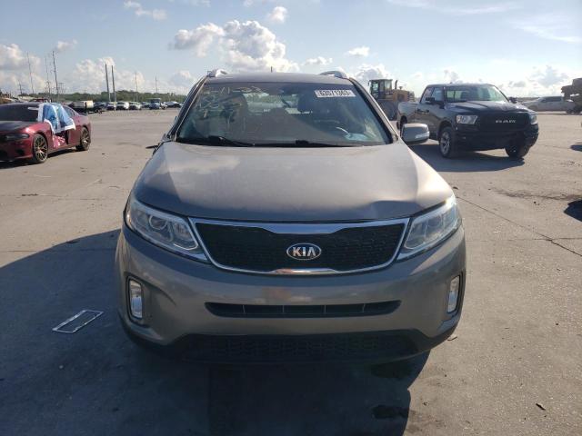 Photo 4 VIN: 5XYKT3A63FG661979 - KIA SORENTO LX 