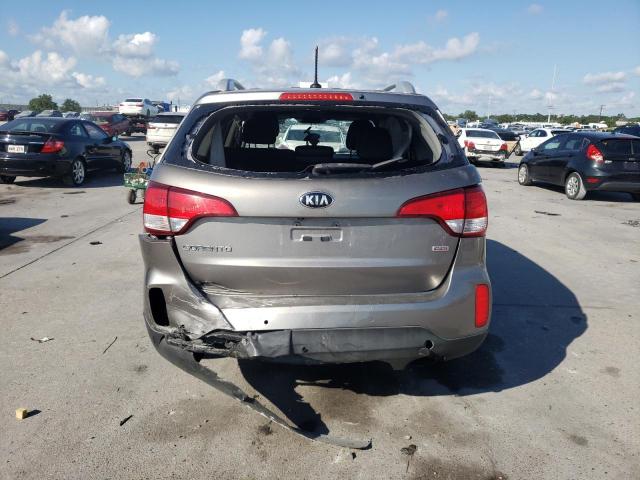 Photo 5 VIN: 5XYKT3A63FG661979 - KIA SORENTO LX 