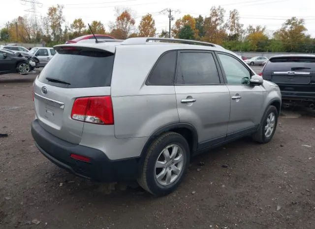 Photo 3 VIN: 5XYKT3A64DG395336 - KIA SORENTO 