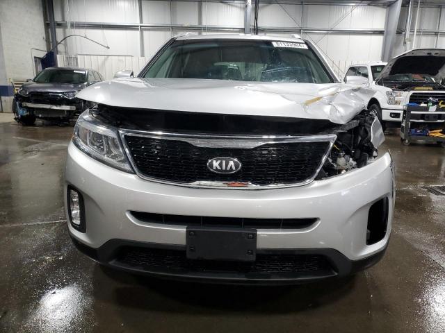 Photo 4 VIN: 5XYKT3A64EG446013 - KIA SORENTO LX 