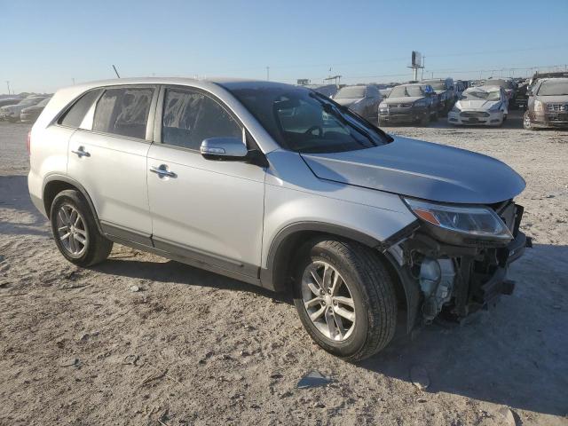 Photo 3 VIN: 5XYKT3A64EG468755 - KIA SORENTO 