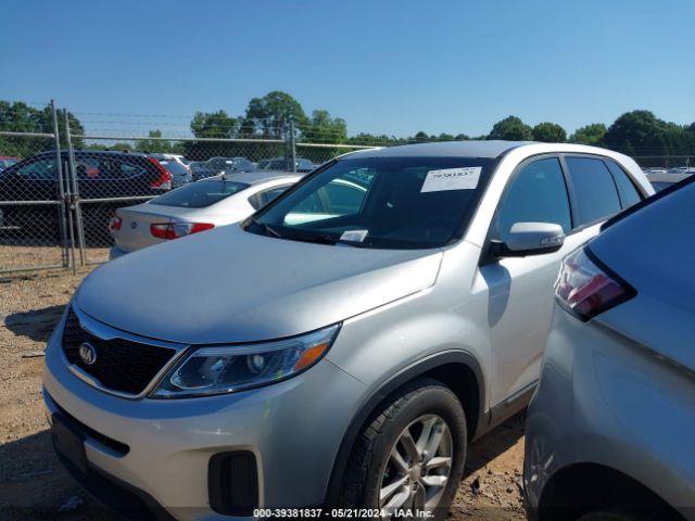 Photo 5 VIN: 5XYKT3A64EG485247 - KIA SORENTO 