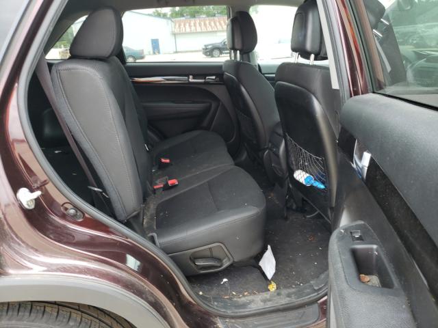 Photo 5 VIN: 5XYKT3A64EG485894 - KIA SORENTO LX 