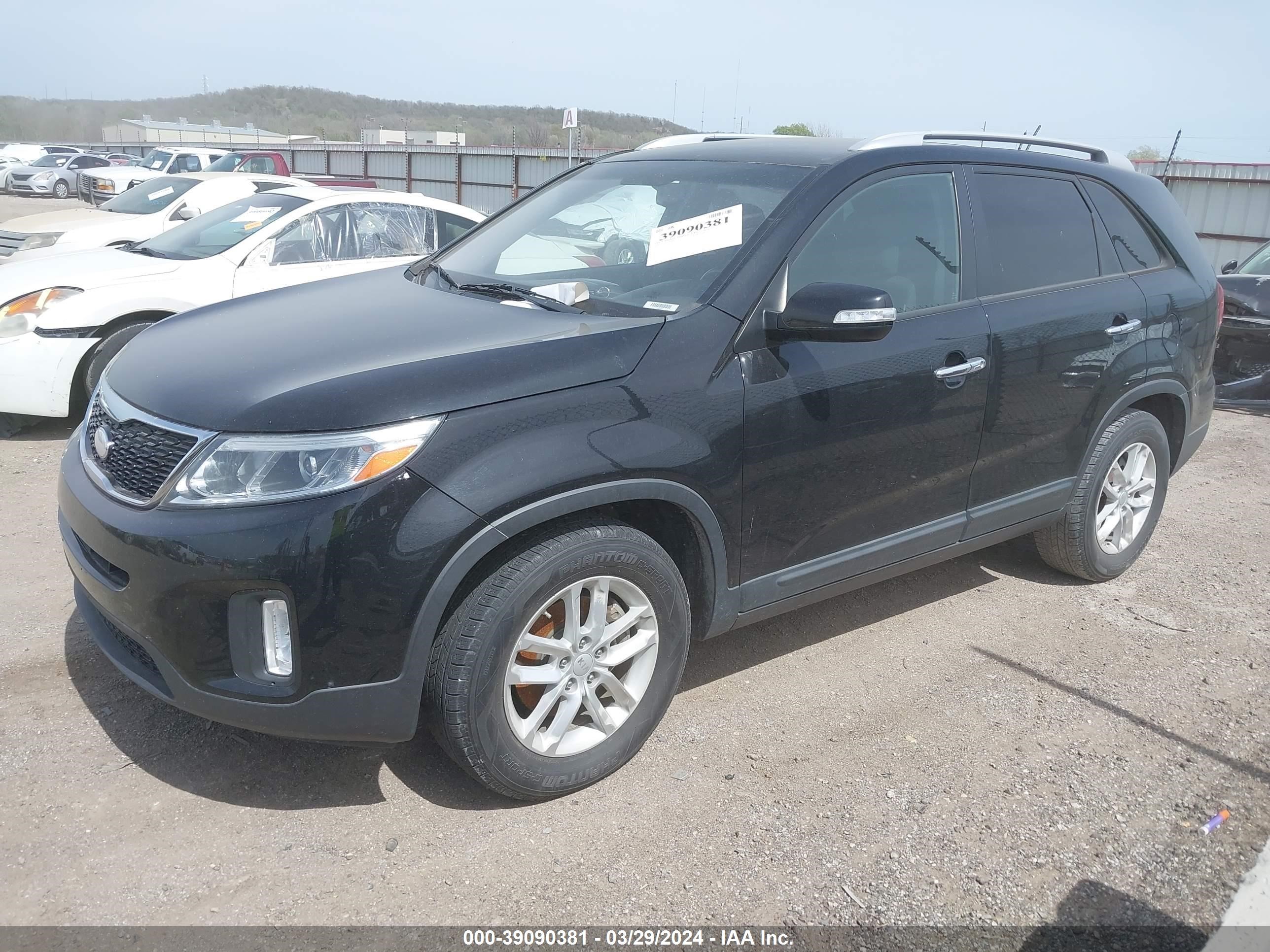 Photo 1 VIN: 5XYKT3A64EG518179 - KIA SORENTO 