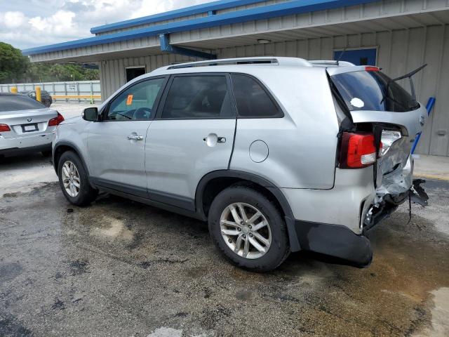 Photo 1 VIN: 5XYKT3A64FG551135 - KIA SORENTO LX 