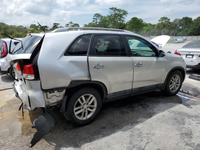 Photo 2 VIN: 5XYKT3A64FG551135 - KIA SORENTO LX 