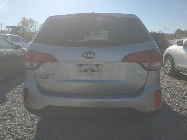 Photo 5 VIN: 5XYKT3A64FG552737 - KIA SORENTO LX 