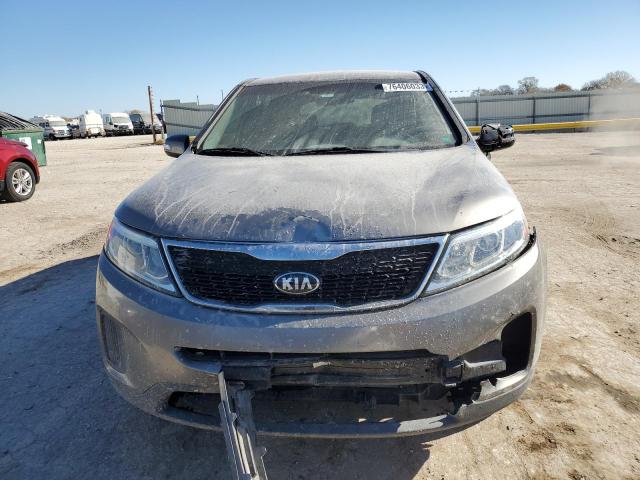 Photo 4 VIN: 5XYKT3A64FG554746 - KIA SORENTO 