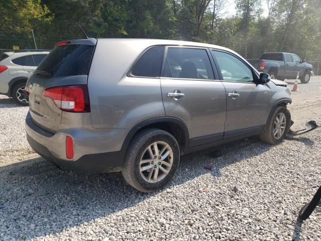 Photo 2 VIN: 5XYKT3A64FG565861 - KIA SORENTO LX 