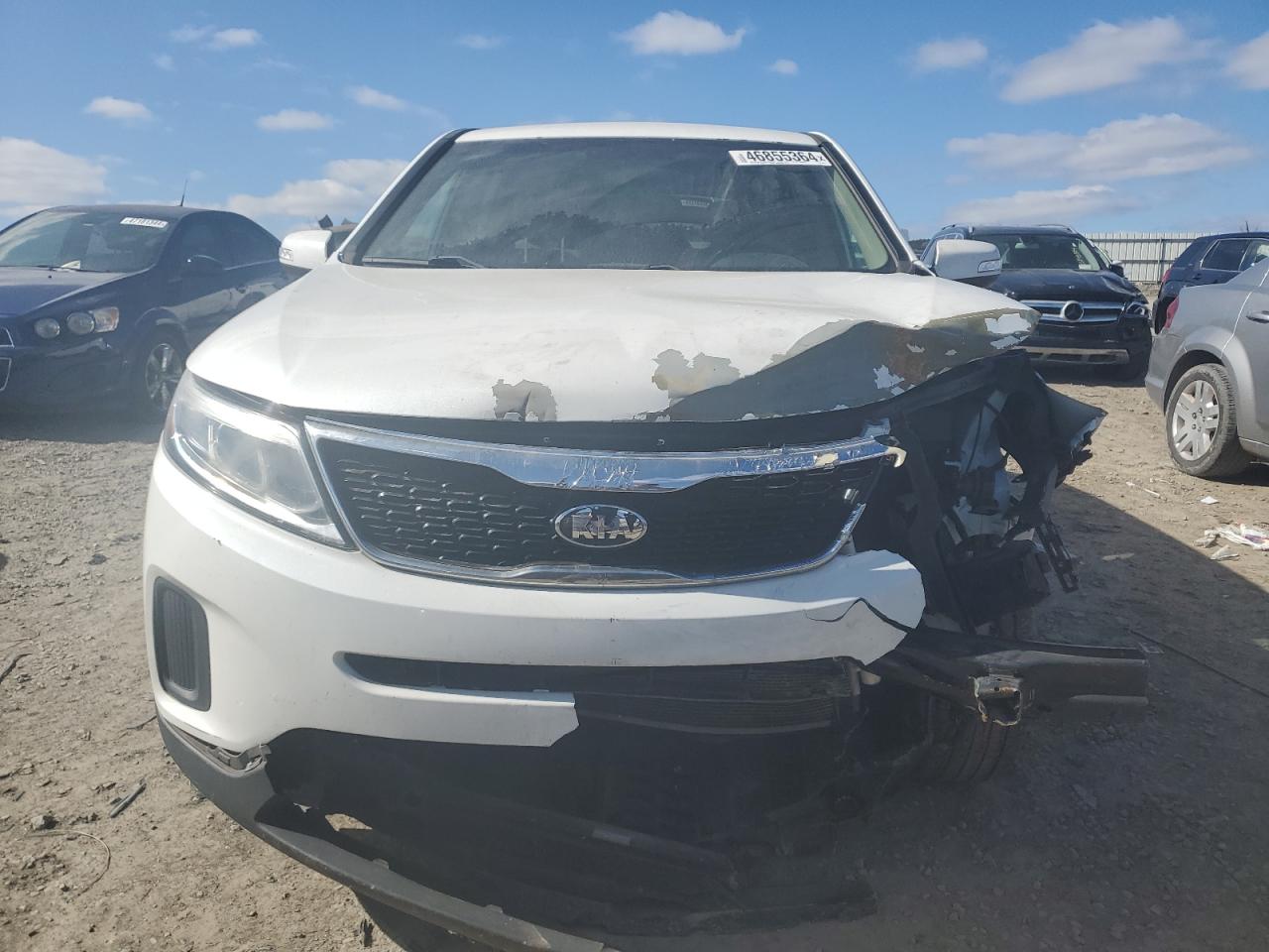 Photo 4 VIN: 5XYKT3A64FG581011 - KIA SORENTO 