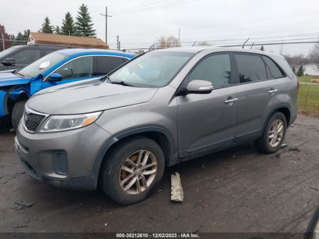 Photo 1 VIN: 5XYKT3A64FG601600 - KIA SORENTO 